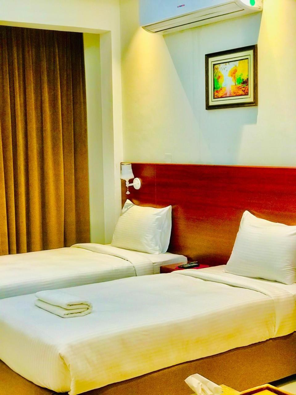 Aljawhara Inn Hotel Seeb Esterno foto